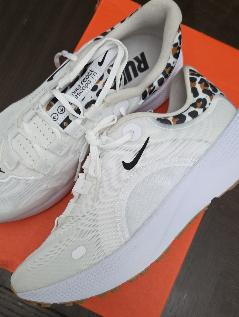 Nike React Escape Rn Leopard Accent Sneakers